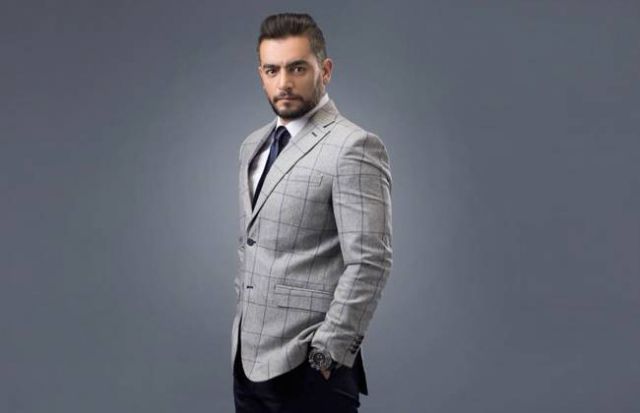 بالفيديو - ابنة هاني سلامة تصدم الجمهور.. هكذا قتلت كلبها وبكت عليه