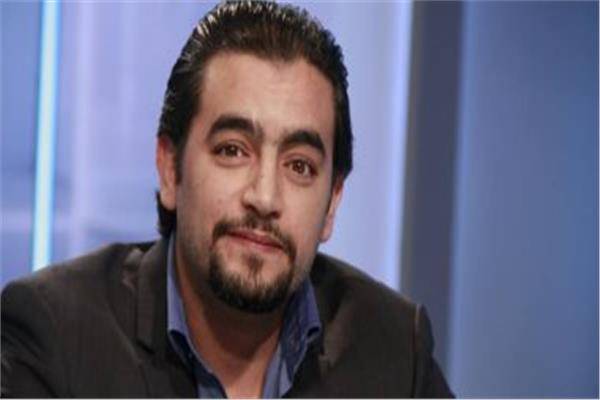 إتهام هاني سلامة بالسرقة.. ما القصة؟