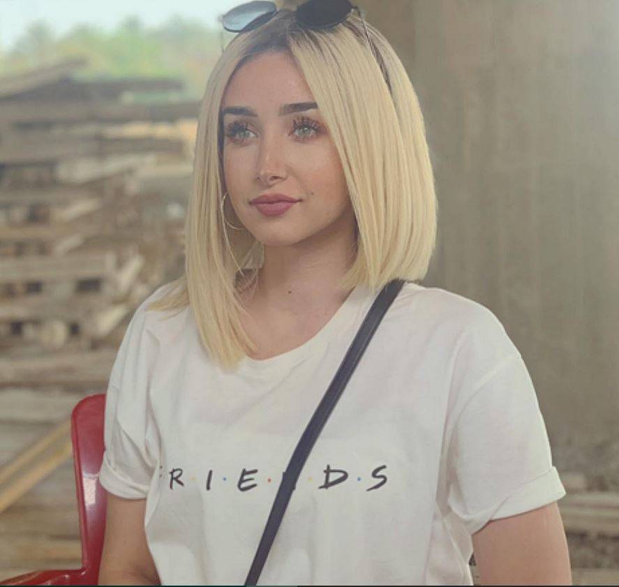 بالصورة – ملابس هنا الزاهد تظهرها أصغر بـ10 سنوات... شاهدوا ماذا فعلت