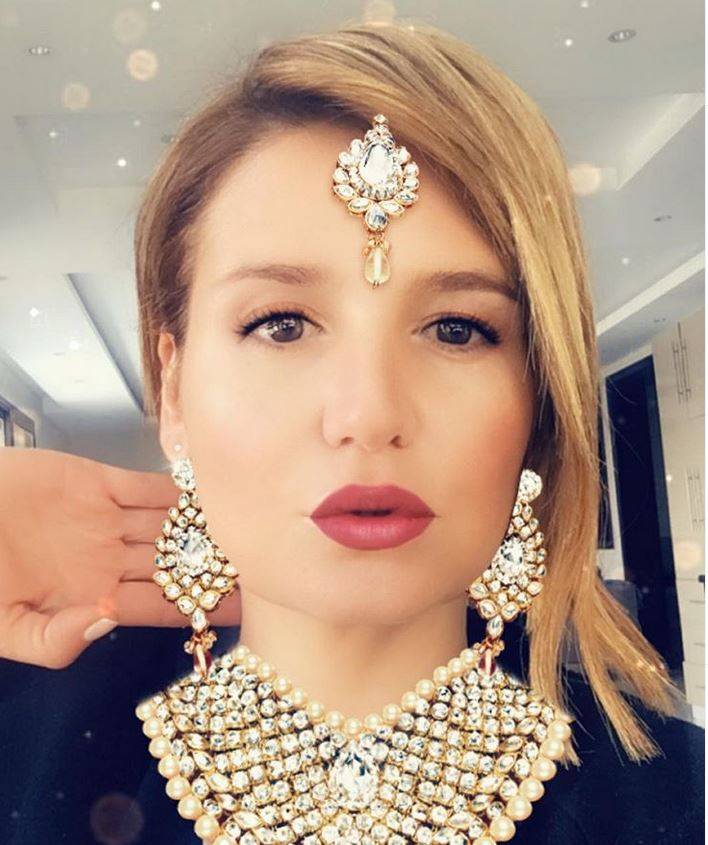 بالصورة – هنا شيحا تتحول بشكلها إلى نجمة عالمية... شاهدوا كيف تغيّر ولم يعرفها أحد