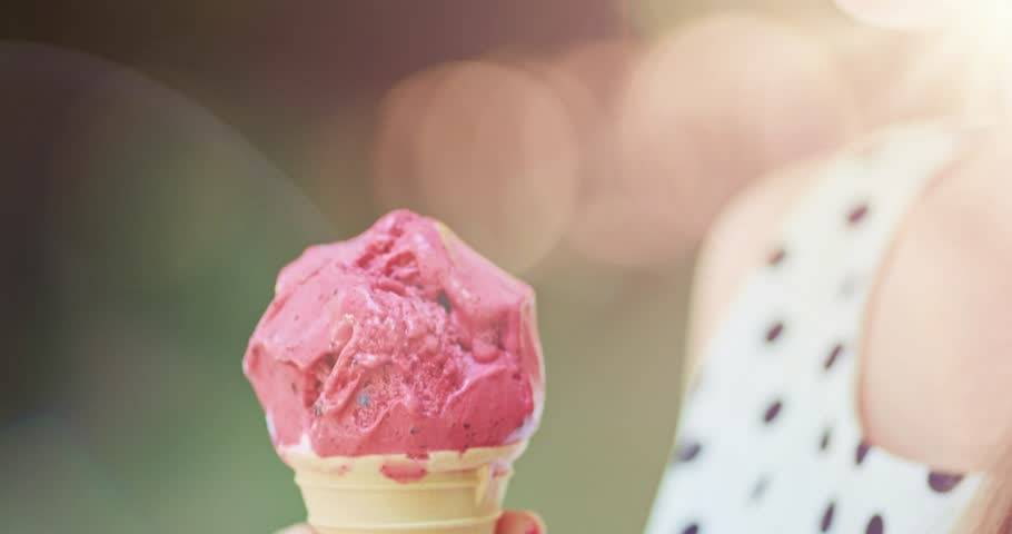 هل تعرفين ما هو مكياج الأيس كريم؟ إليك تفاصيله المدهشة