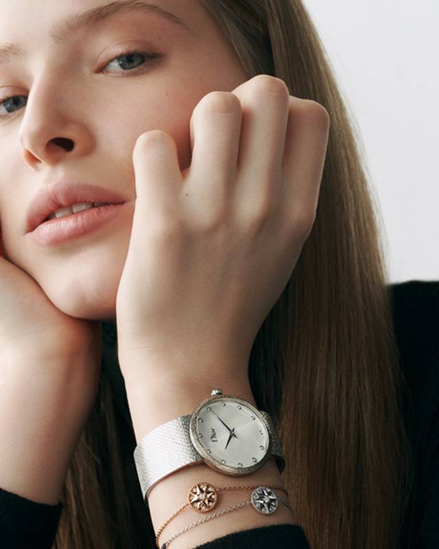 DIOR
Fine Jewellery
باقة من المجوهرات الربيعية الفاخرة