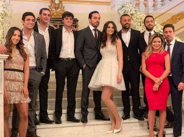 من خطوبة كاميليا في شهر نيسان (ابريل) الماضي