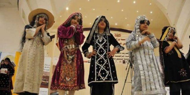 بالفيديو - قصات وأزياء يمنية لم نشاهدها من قبل