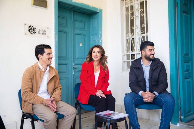 الملكة رانيا العبدالله
تزور جبل اللويبدة وتُشيد بجمعية 