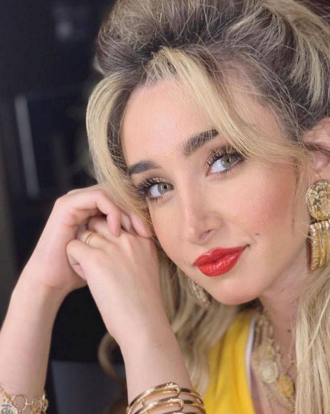 بالصور – للمرة الأولى هنا الزاهد تتخلى عن شعرها الأشقر... شاهدوا ماذا فعلت