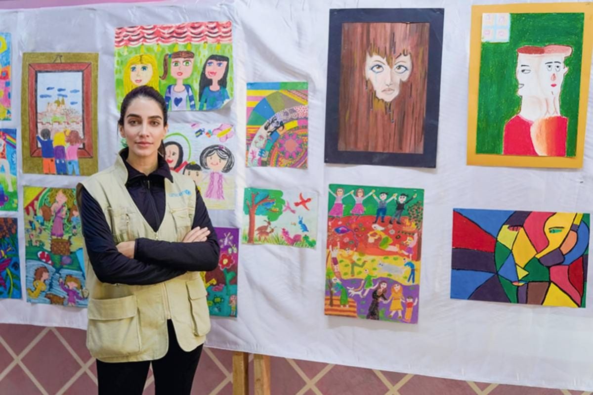 زارت مخيّم الأزرق للاجئين السوريين في الأردن
جيسيكا قهواتي:
نعم لتعليم الفتيات اللاجئات، لا للزواج المبكر!