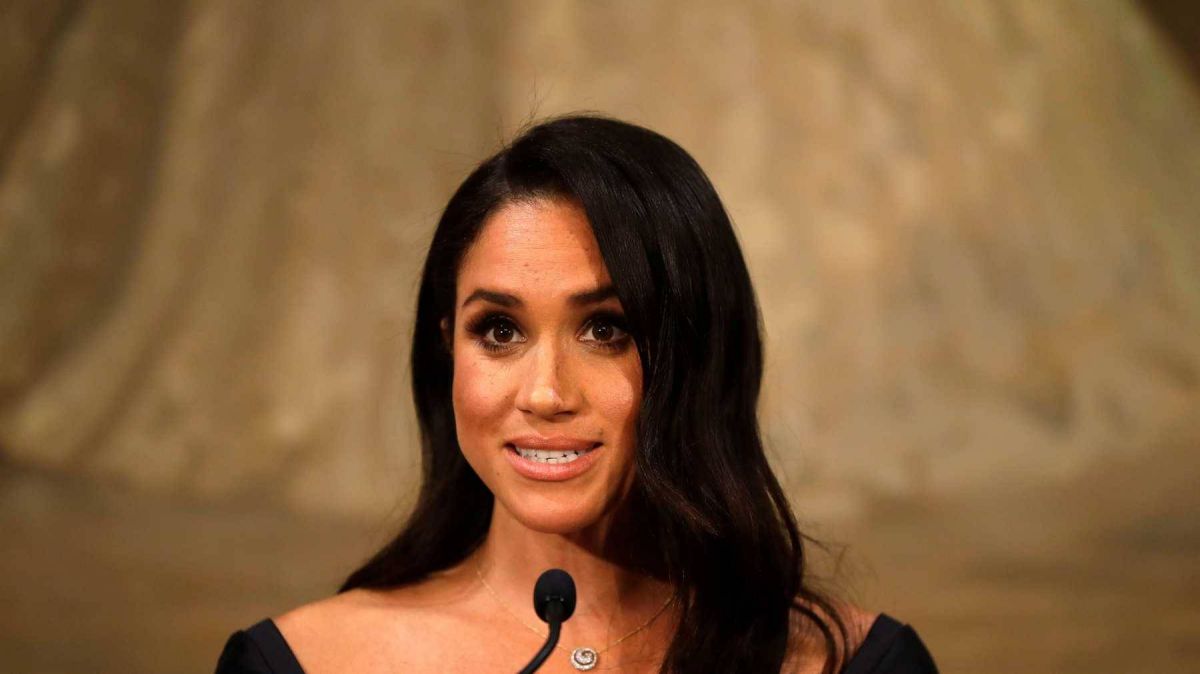 بالفيديو – الإطلالة التلفزيونية الأولى لميغان ماركل قبل التمثيل... شاهدوا كيف كانت