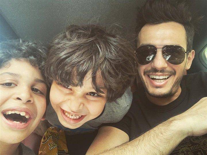 بعد زواج أحمد إبراهيم من أنغام.. هل تمنعه طليقته من رؤية ابناءه؟