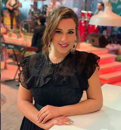 بالصور - لن تصدقوا كيف تبدو اسماء شريف منير من دون مكياج