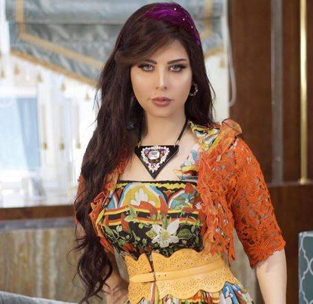 بالفيديو - إعلامي شهير يسخر من تمثيل شمس الكويتية.. وهي ترد
