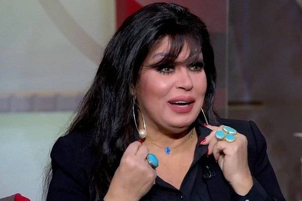 بالفيديو - شاهدوا فيفي عبده من دون مكياج.. وهذا ما قالته عن زواجها من هندي