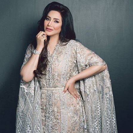 بالصور - لجين عمران تكشف للمرة الاولى عن طقوسها الخاصة داخل منزلها.. تعرفوا اليها