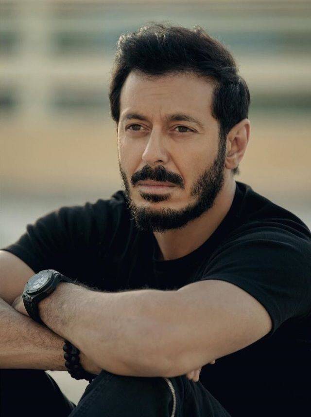 ما الذي منع مصطفى شعبان من أداء مناسك العمرة؟