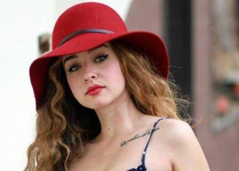 بعد اتهامها بالسرقة.. هكذا دافع أحمد فهمي عن خطيبته هنا الزاهد