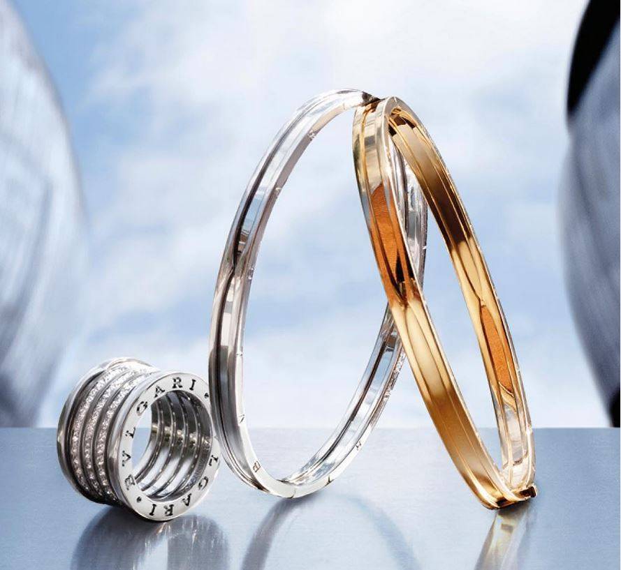 هذه هي اللمسة التي تنقص كل إطلالاتك لتصبح فريدة جداً... ما علاقة B.Zero 1 من Bvlgari؟