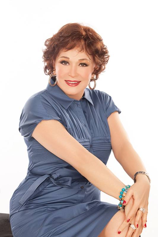 لبلبة:
لم أندم لحظةً لتفضيلي الفن على حياتي الخاصة...
وتعلّمت الأمومة من والدتي