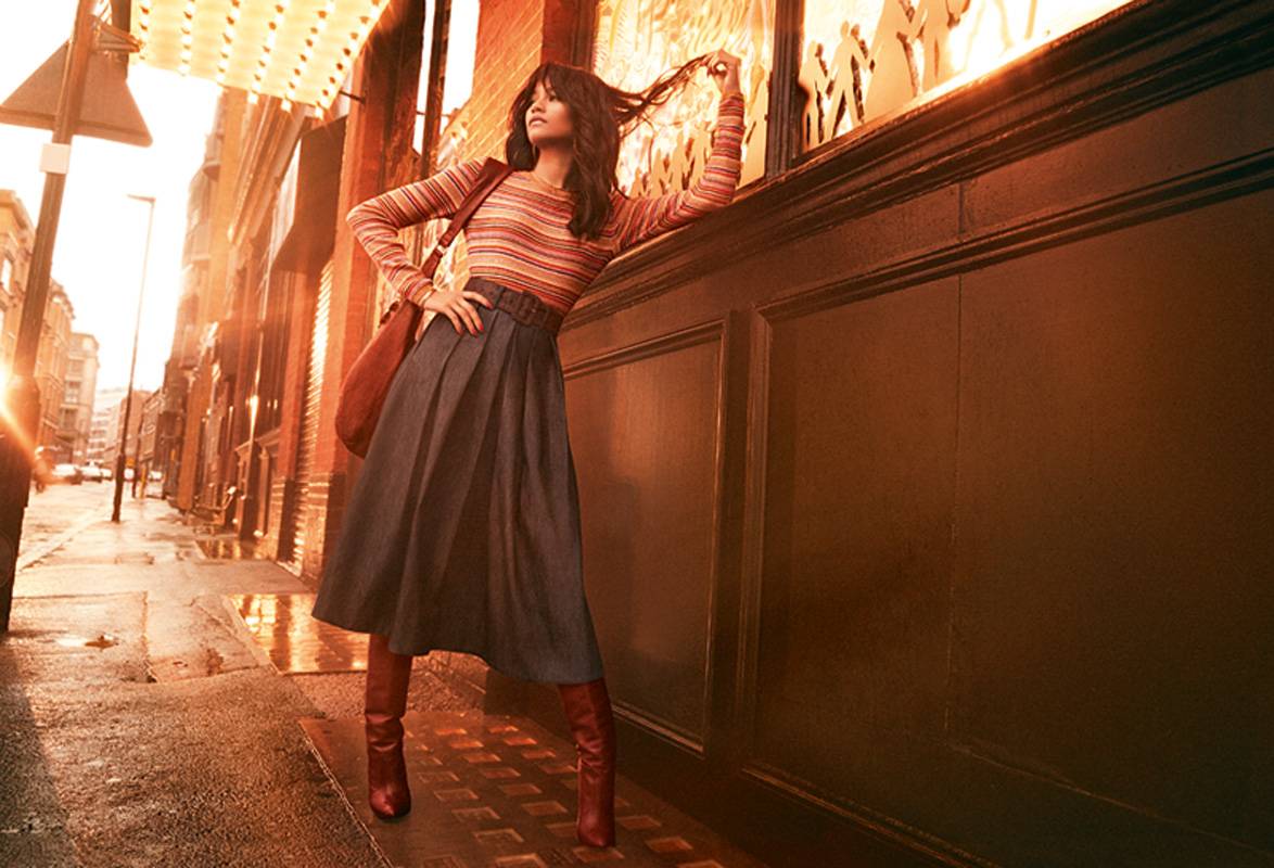 مجموعة آسرة ثمرة التعاون بين
زيندايا وتومي هيلفيغر