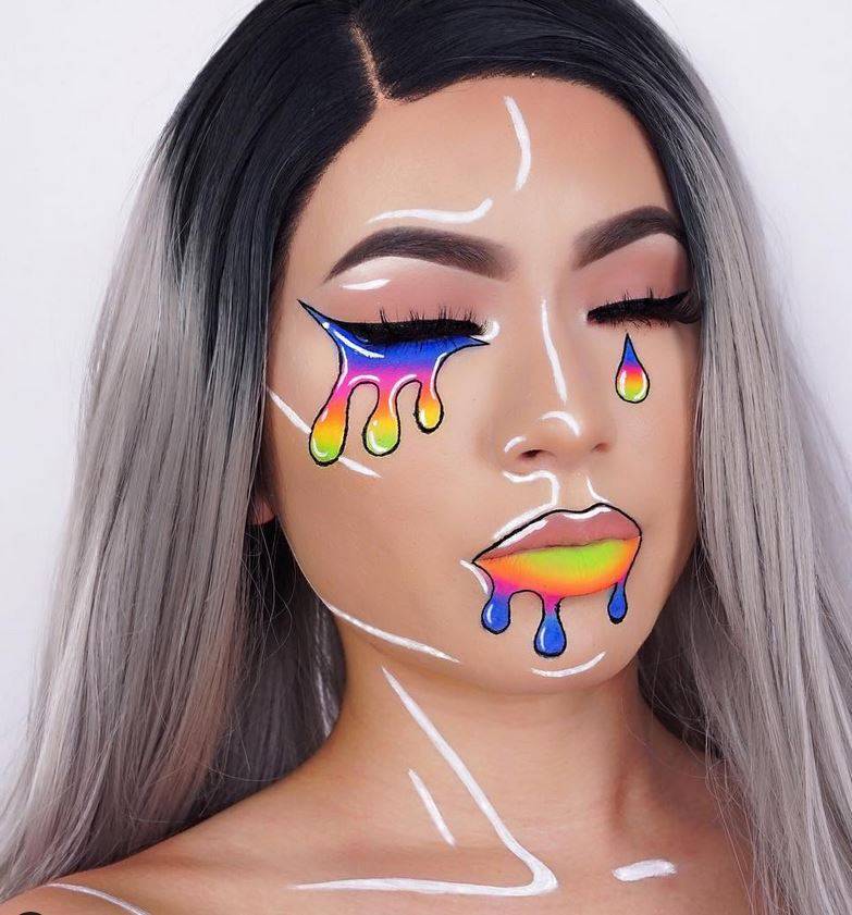 بالصور - بطرق ماكياج غريبة لن تصدّقوا كيف تحوّل وجهها إلى لوحات فنية