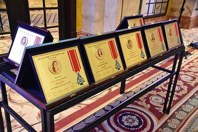 الدروع التكريمية