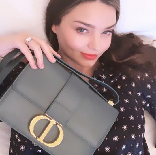 كلاسيكي، غريب، أنيق... أياً يكن أسلوبك هذه الحقيبة تناسب كل إطلالاتك