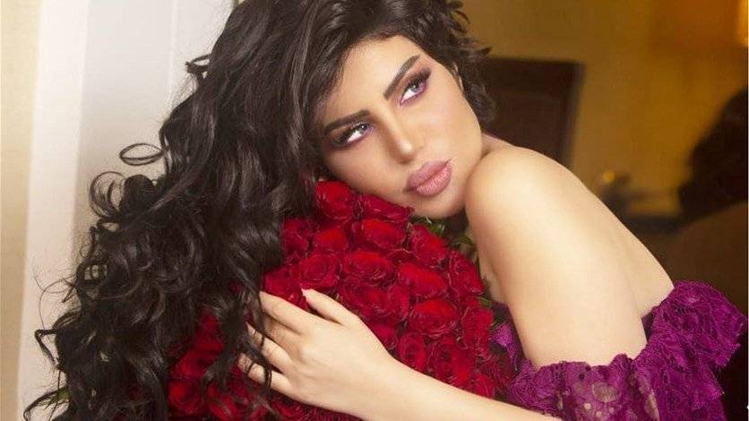 بالفيديو - حليمة بولند أجريت عمليات تجميل في مناطق مختلفة من جسمي