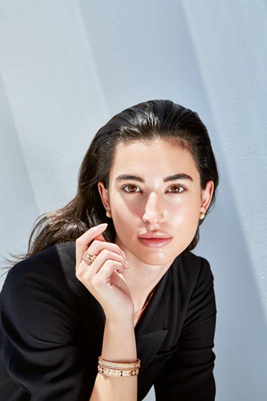 أقراط بيرليه دايموندز، ذهب وردي وماس خاتم بيرليه كلوفرز، ذهب وردي وماس سوار بيرليه دايموندز، ذهب وردي وماس سوار بيرليه كلوفرز، ذهب وردي وماس