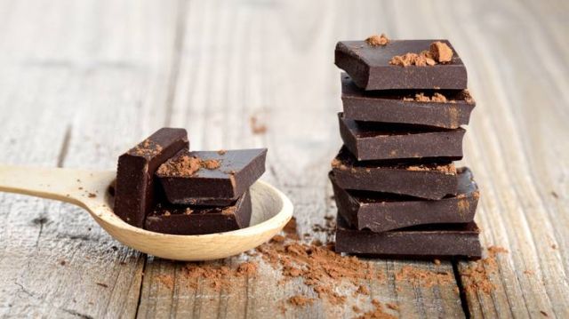 رجيم الشوكولا لخسارة الوزن هل هذا حقيقي؟ إليكم التفاصيل المدهشة
