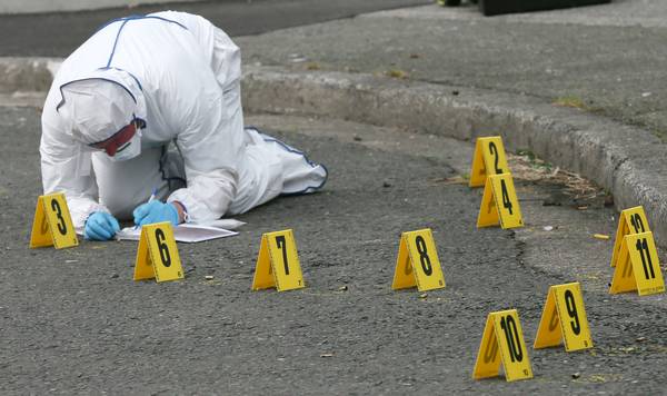 العثور على فنان عربي مقتولاً بطعنات وحشية... إليكم التفاصيل