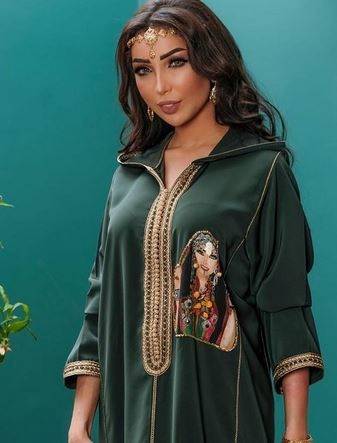 بالصور - دنيا بطمة تتغزل بنفسها.. وتشن هجوماً جديداً على هؤلاء!