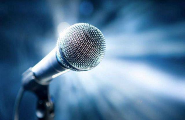 فنان مصري شهير يعترف: ندمت على دخولي الفن ولن أوافق على عمل أولادي به