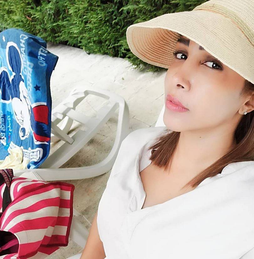 بالصورة – هل ظهرت أروى بملابس النوم الكاشفة الجريئة؟ شاهدوا ماذا ارتدت