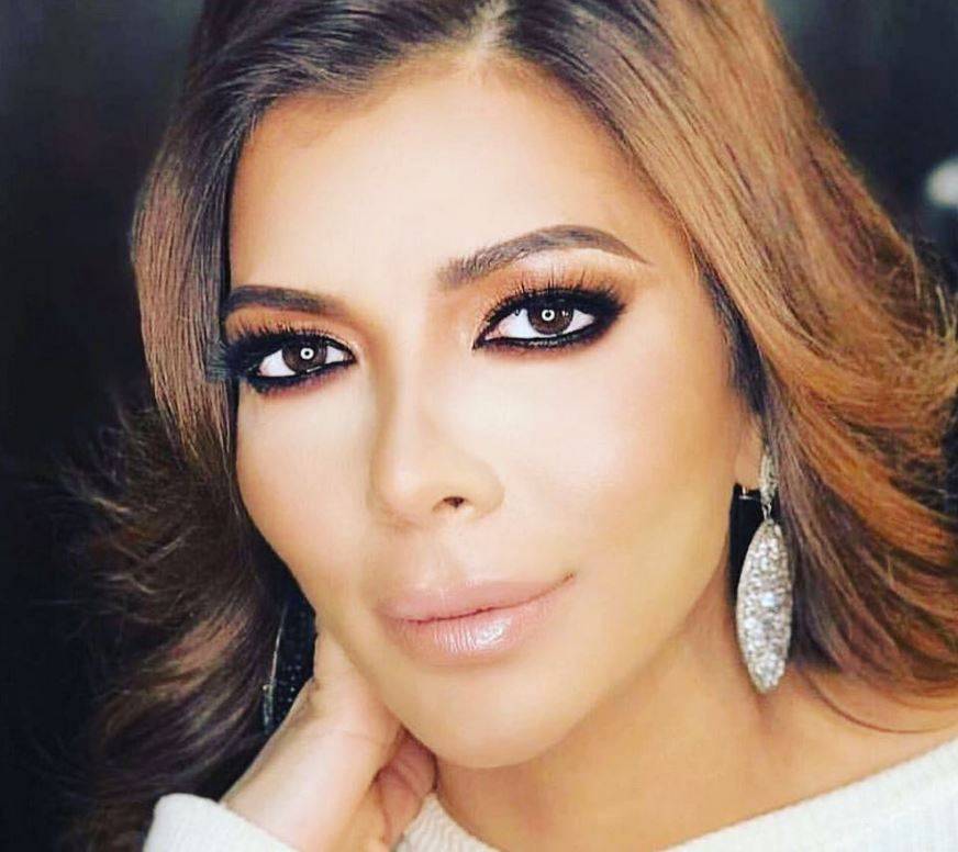 بالصورة – أصالة تخطف الأنظار بفستان يجمع الاحتشام والجرأة... شاهدوها