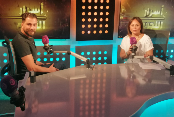 بسبب الهجوم عليها.. إنجي علي تحذف فيديو الأحضان مع معتصم النهار