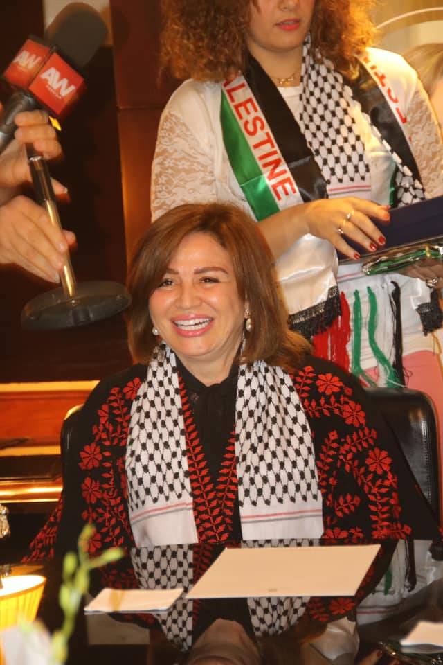 خطأ غير مقصود يعرض إلهام شاهين لموجة سخرية قاسية