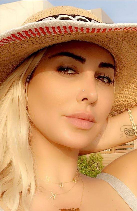 بالصورة والفيديو - جويل ماردينيان تصدم الجميع بتغير شكلها... لن تعرفوها