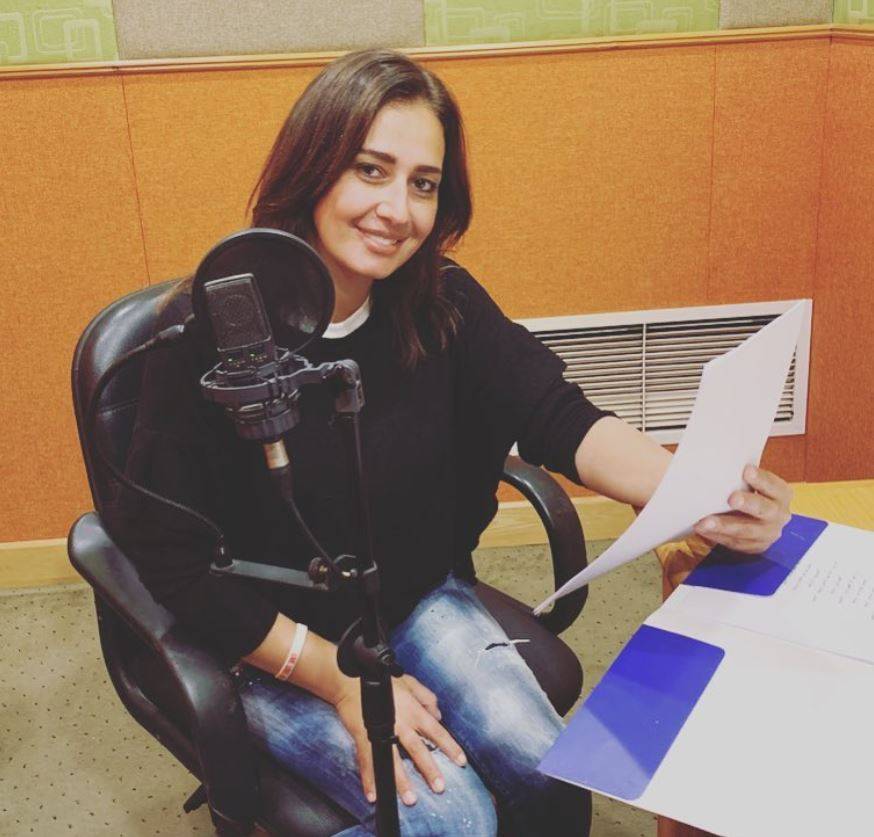 بالصورة – حلا شيحة تثير الحيرة بهذه الإطلالة... هل بدأت بعمليات التجميل بعد نزع الحجاب؟