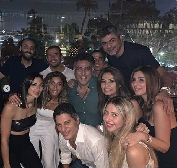 بالصور - أحدث ظهور لدينا الشربيني مع عمرو دياب وهذا ما كشفته عنه