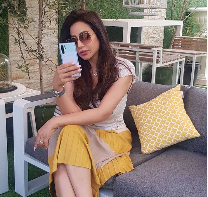 بالصورة – لجين عمران تصدم الجميع بنحافة خصرها... شاهدوا كيف بدت