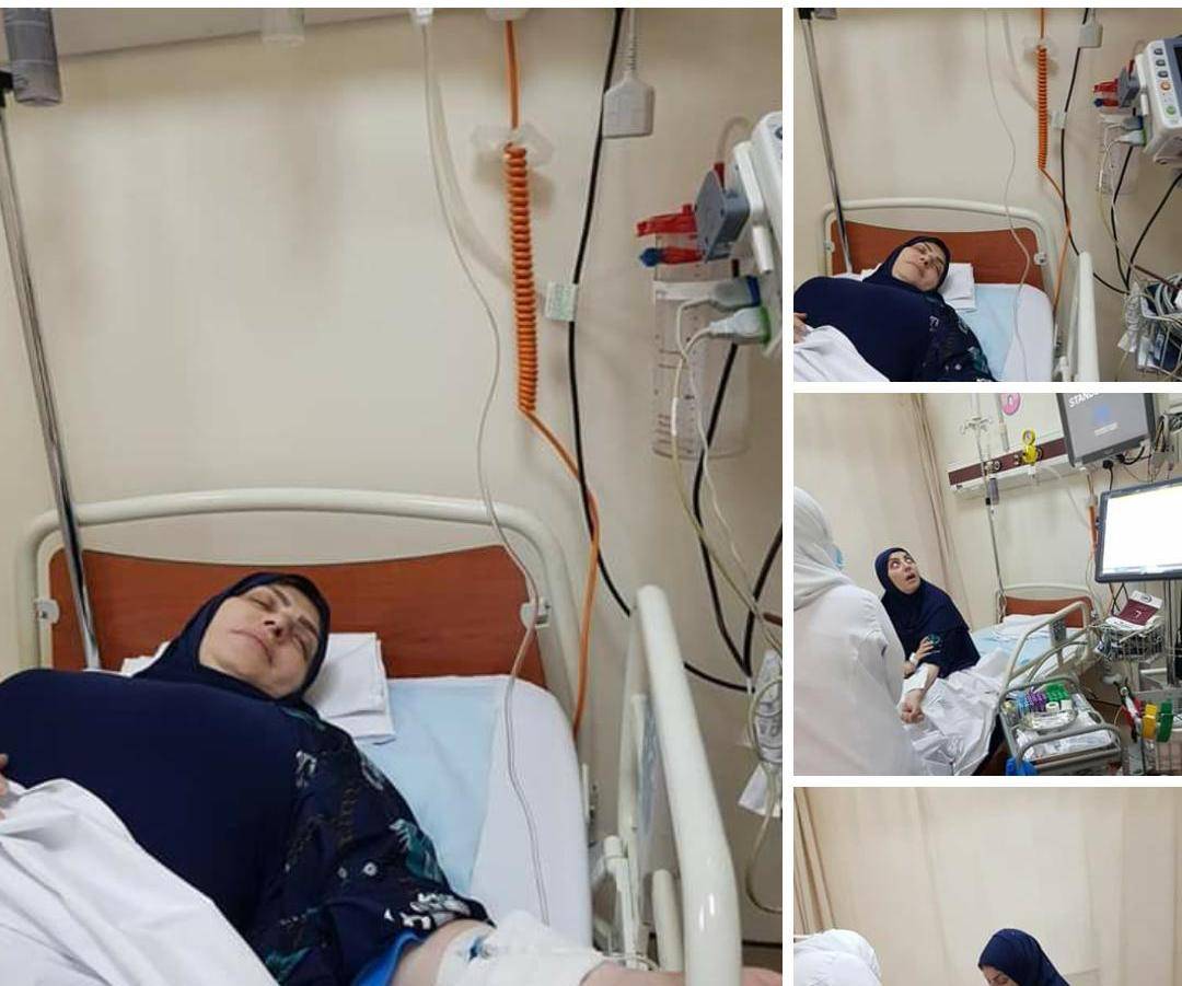 بالصور - نقل فنانة مصرية إلى المستشفى خلال العمرة