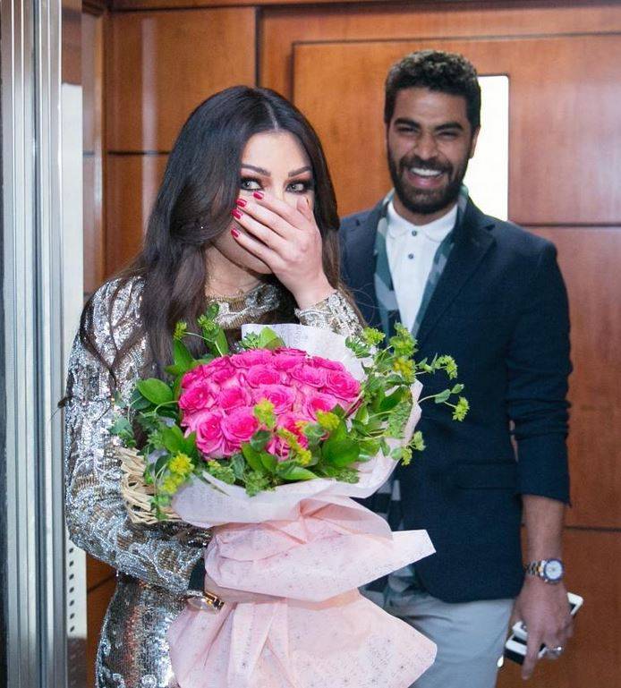 بالفيديو - مدون لبناني انتظر مرض هيفاء وهبي ليهاجمها بابتذال