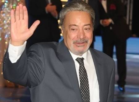 يوسف شعبان يبكي على المسرح.. وهذا ما قاله عن اعتزاله