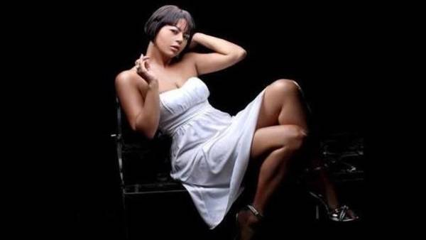 لقاء الخميسي تثير الجدل بصورة تكشف وشمها