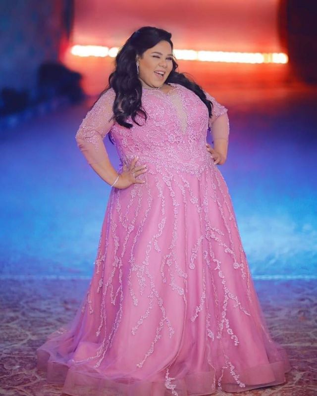 بالفيديو - شيماء سيف ترقص برشاقة في الكواليس