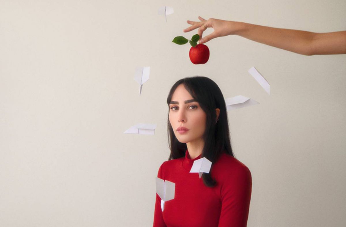 من عالم الموضة والتدوين إلى الغناء... دانا حوراني: الشهرة يجب أن تترافق مع حسّ المسؤولية