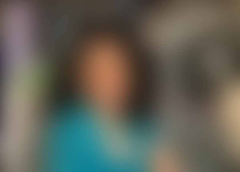 بالصور - إشتعال منزل فنانة مصرية بالنيران وهي تؤكد: 
