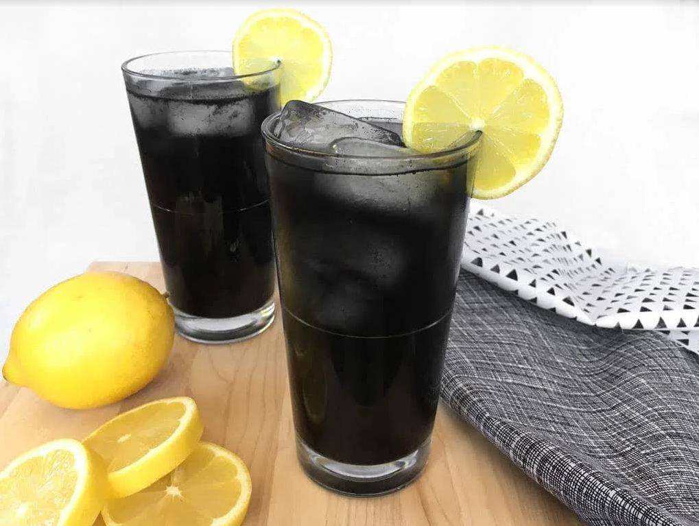 وصفة الليموناضة السوداء اسرع الطرق للباحثين عن البطن المسطح
