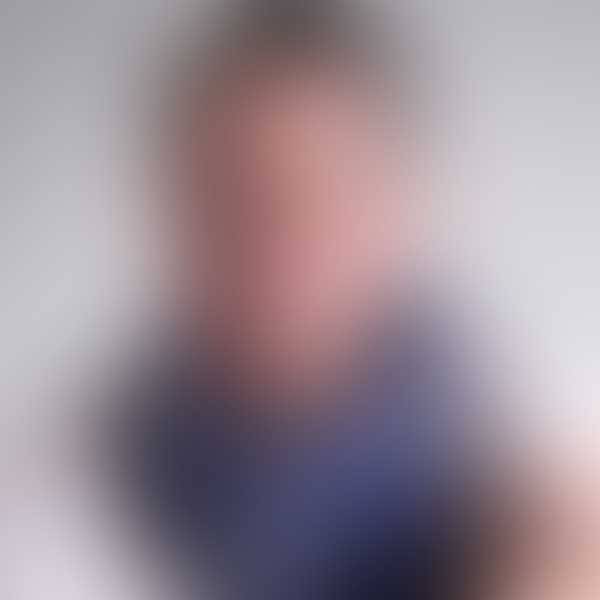 نجم شهير يعترف: كنت أغازل الفتيات في الشارع!