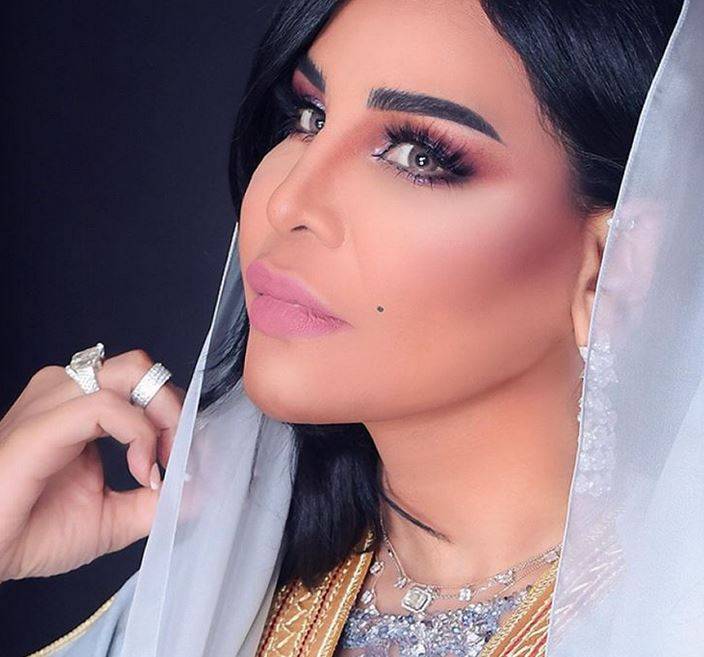 بالصورة – إطلالة صيفية لأحلام بالفستان الشفاف تذهل الجميع... وتفصيل يشعل المواقع