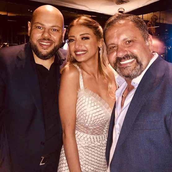 إدوارد يهنئ ميار وعريسها